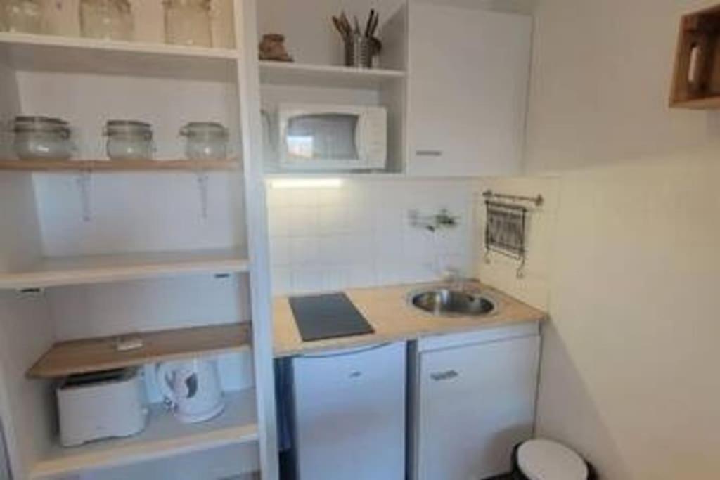 Fully Equipped Apartment St Charles Station Marseille Exterior photo